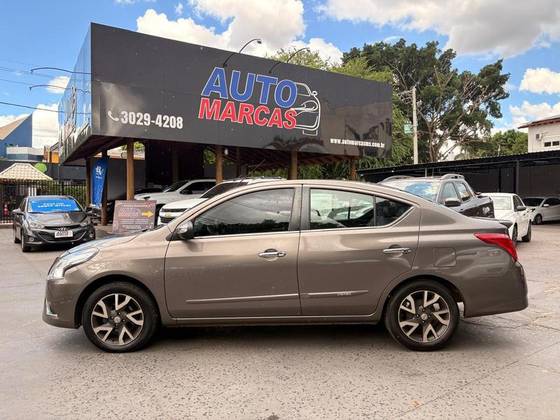 NISSAN VERSA 1.6 16V FLEXSTART UNIQUE 4P XTRONIC NISSAN VERSA 1.6 16V FLEXSTART UNIQUE 4P XTRONIC